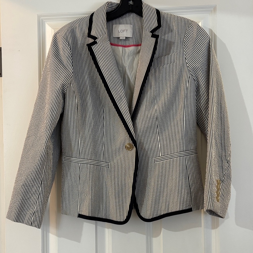 LOFT Women's Seersucker Blazer
